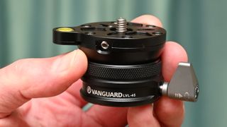 Vanguard LVL Universal Tripod Levelling System