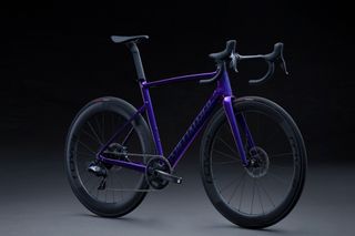 Image shows Specialized Allez Sprint LTD