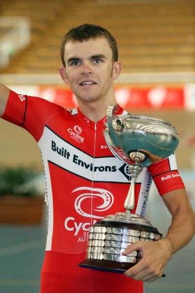 Jack Bobridge collects the award for best state on behalf of South Australia