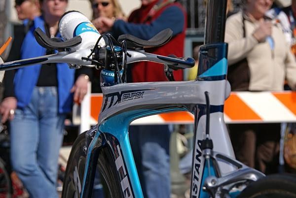 The 'grooved' top tube supposedly imparts additional stiffness to the frame.