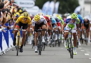 Fabian Cancellara sprints to keep his maillot jaune in the 2012 Tour de France