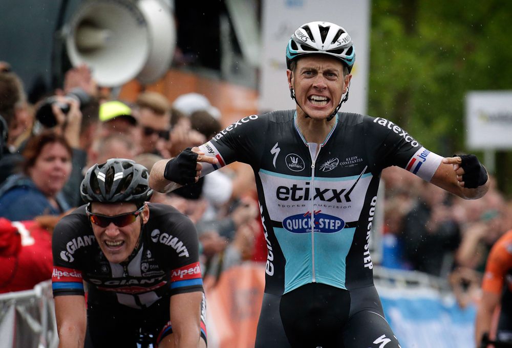 Niki Terpstra wins the Dutch road race championship.