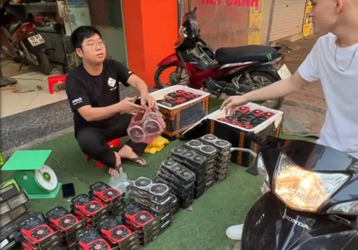 Vietnam's 'King of VGA' is selling mountains of graphics cards on the street