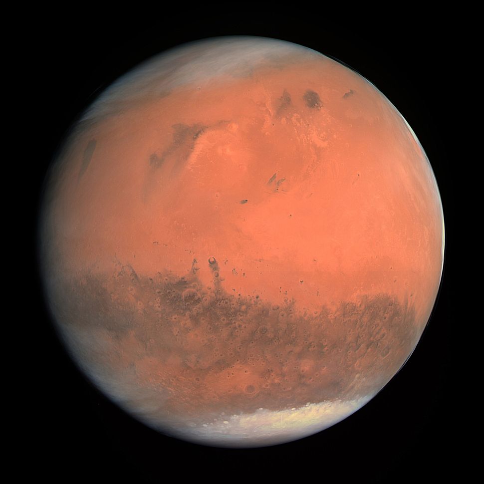 Mars once had rings and a much bigger moon, new evidence suggests