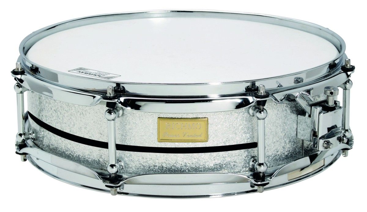 The drums are all six-ply, 8mm thick.