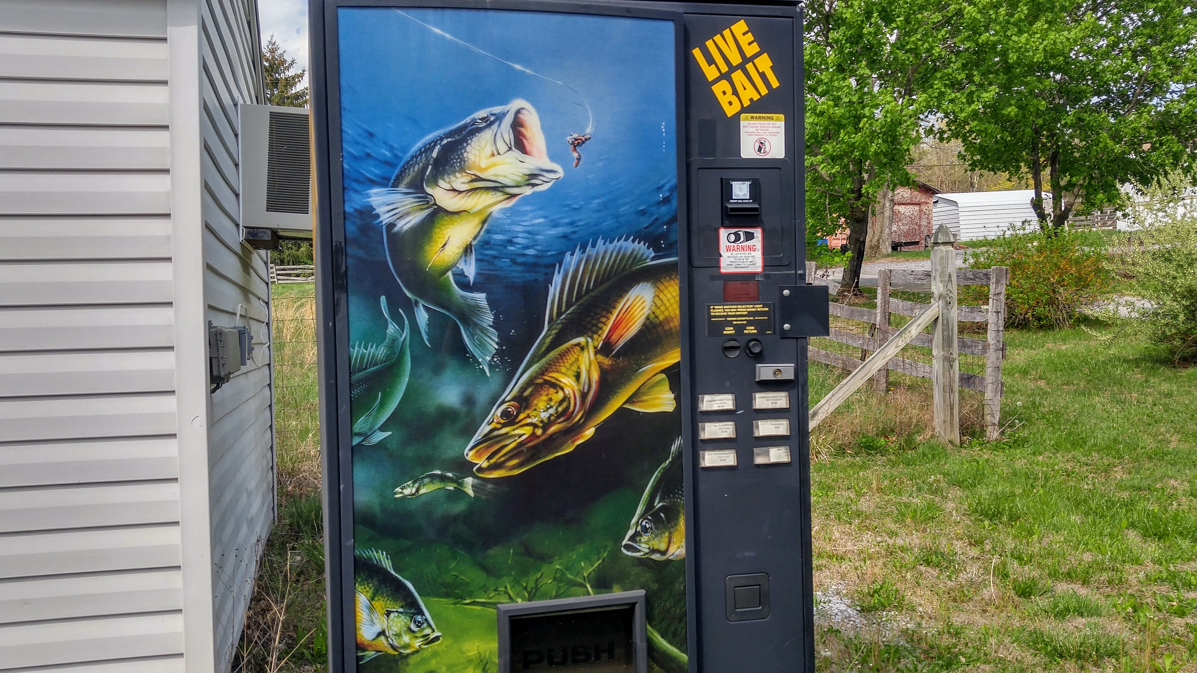Live Bait vending machine
