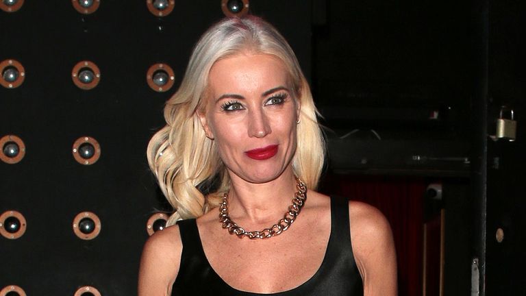 Denise Van Outen leaves a restaurant