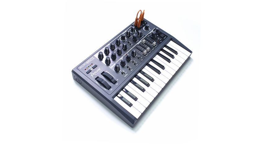 The MicroBrute is based on the MiniBrute.