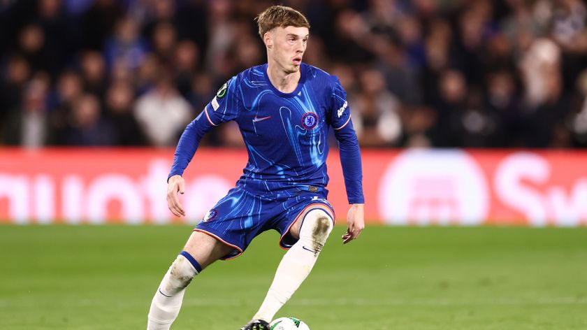 Cole Palmer with the ball at his feet for Chelsea FC.