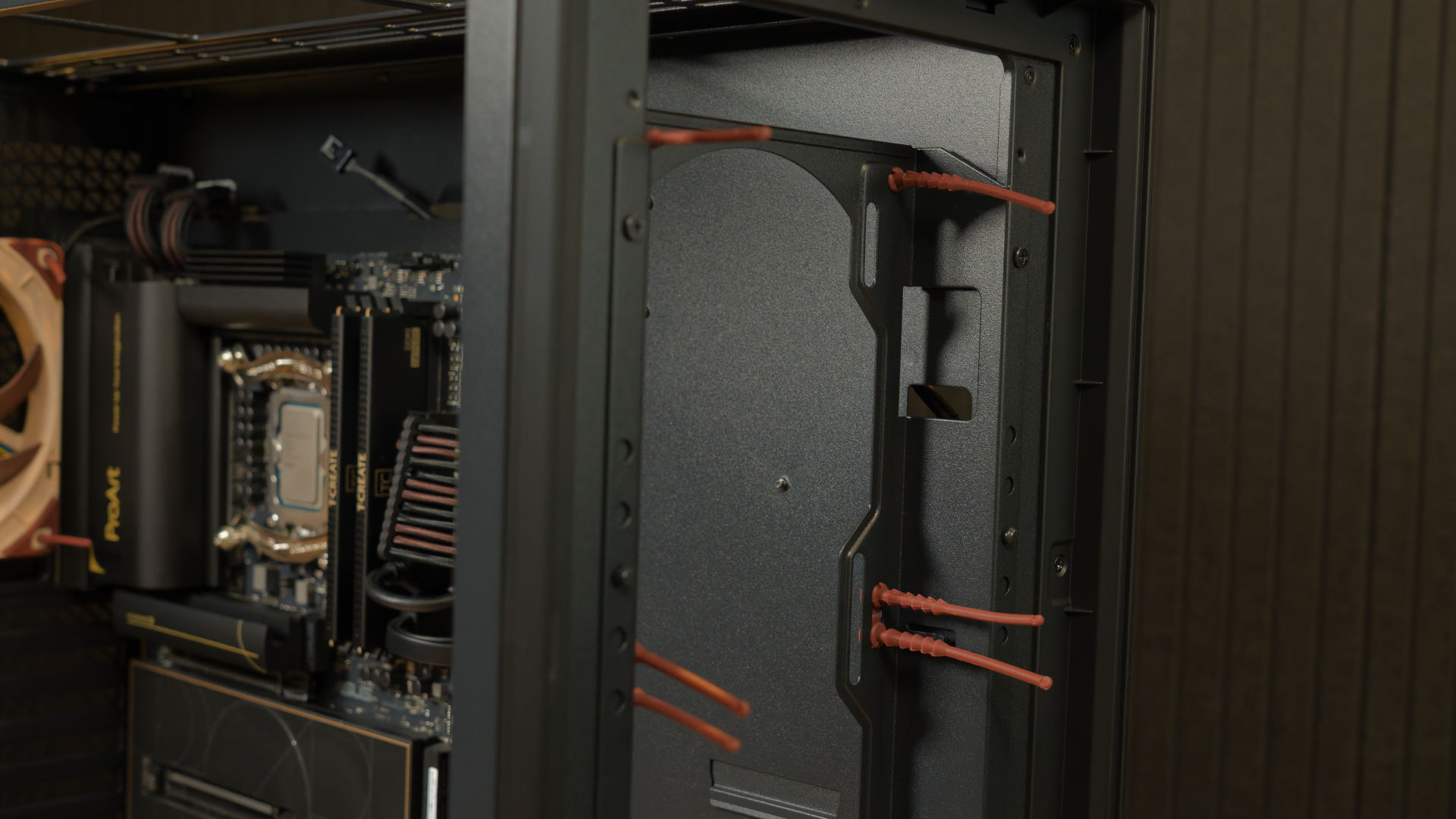 Antec Flux Pro Noctua-Edition