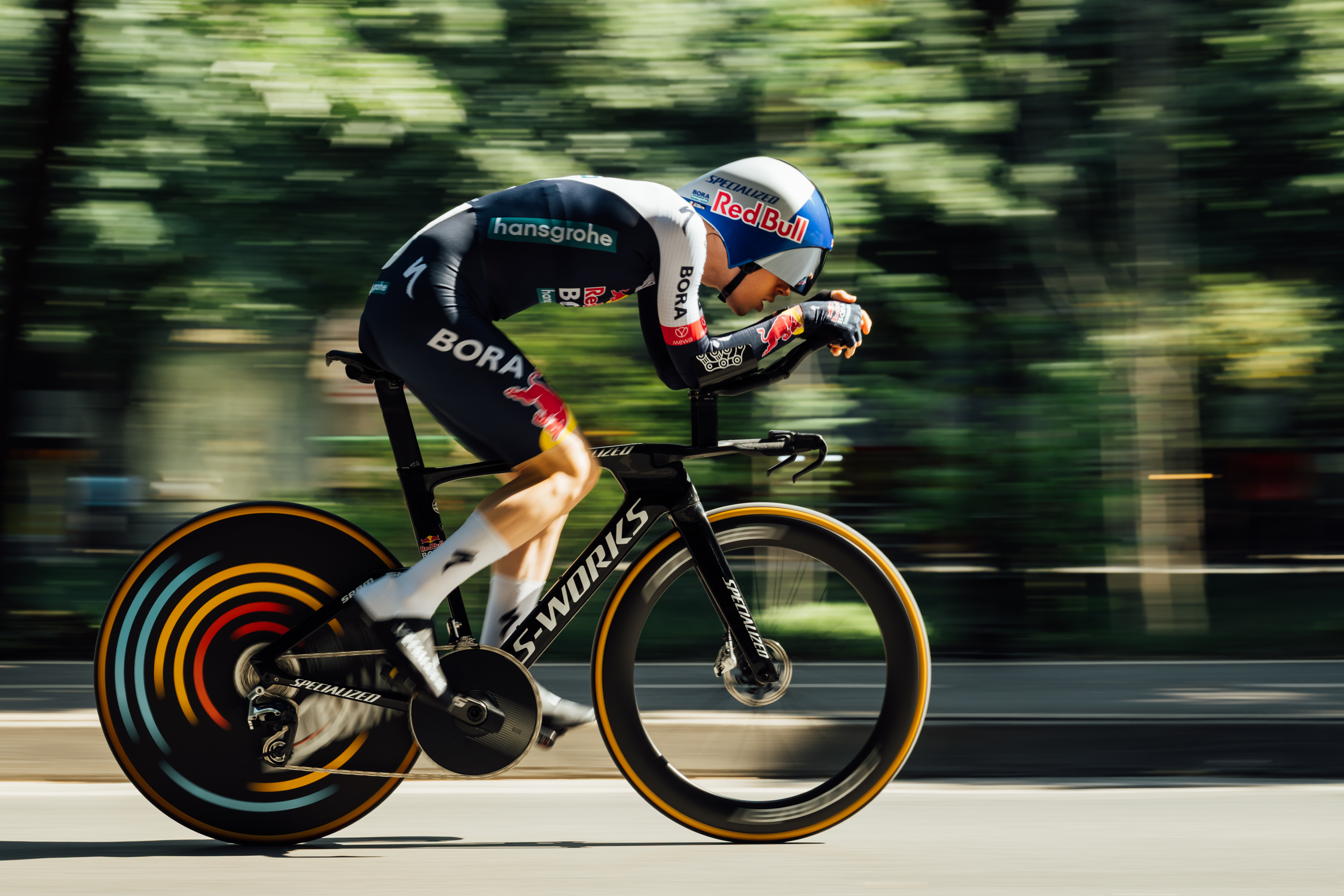 Close up of bike tech found at the Giro d'Italia 2025