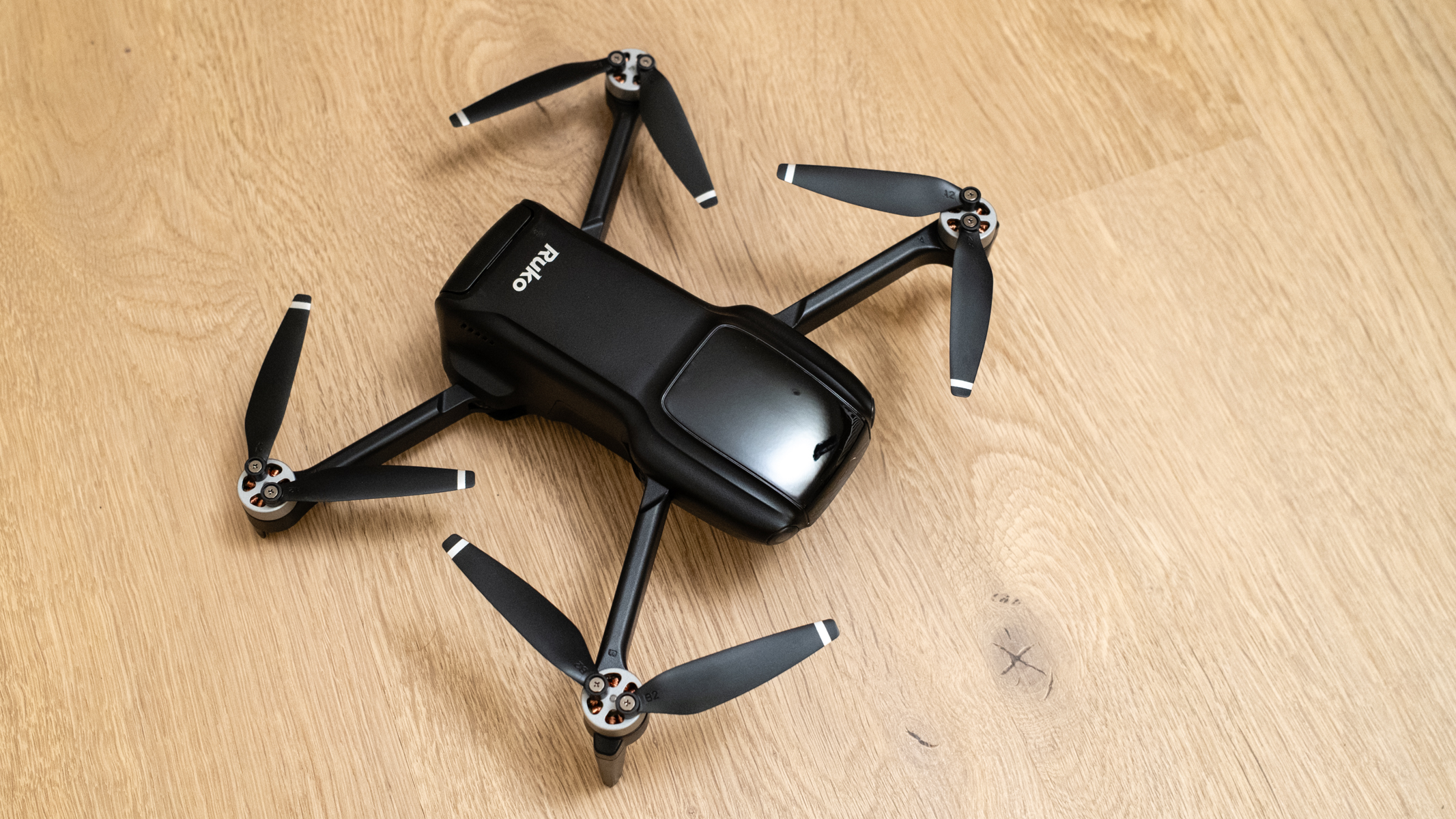 Ruko U11MINI 4K unfolded for flight