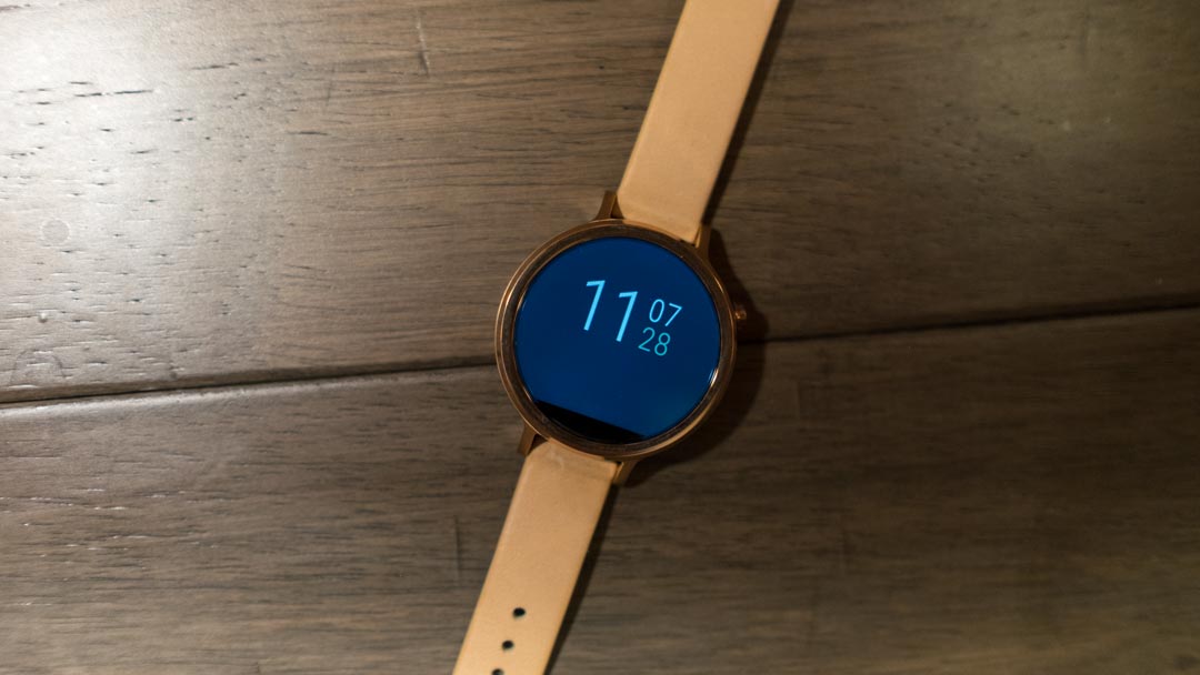 Moto 360 (2015)