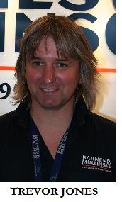 http://cdn.mos.musicradar.com/images/legacy/totalguitar/Trevor3.jpg