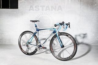 Astana will ride Trek's top-end Madone 6.9 framesets