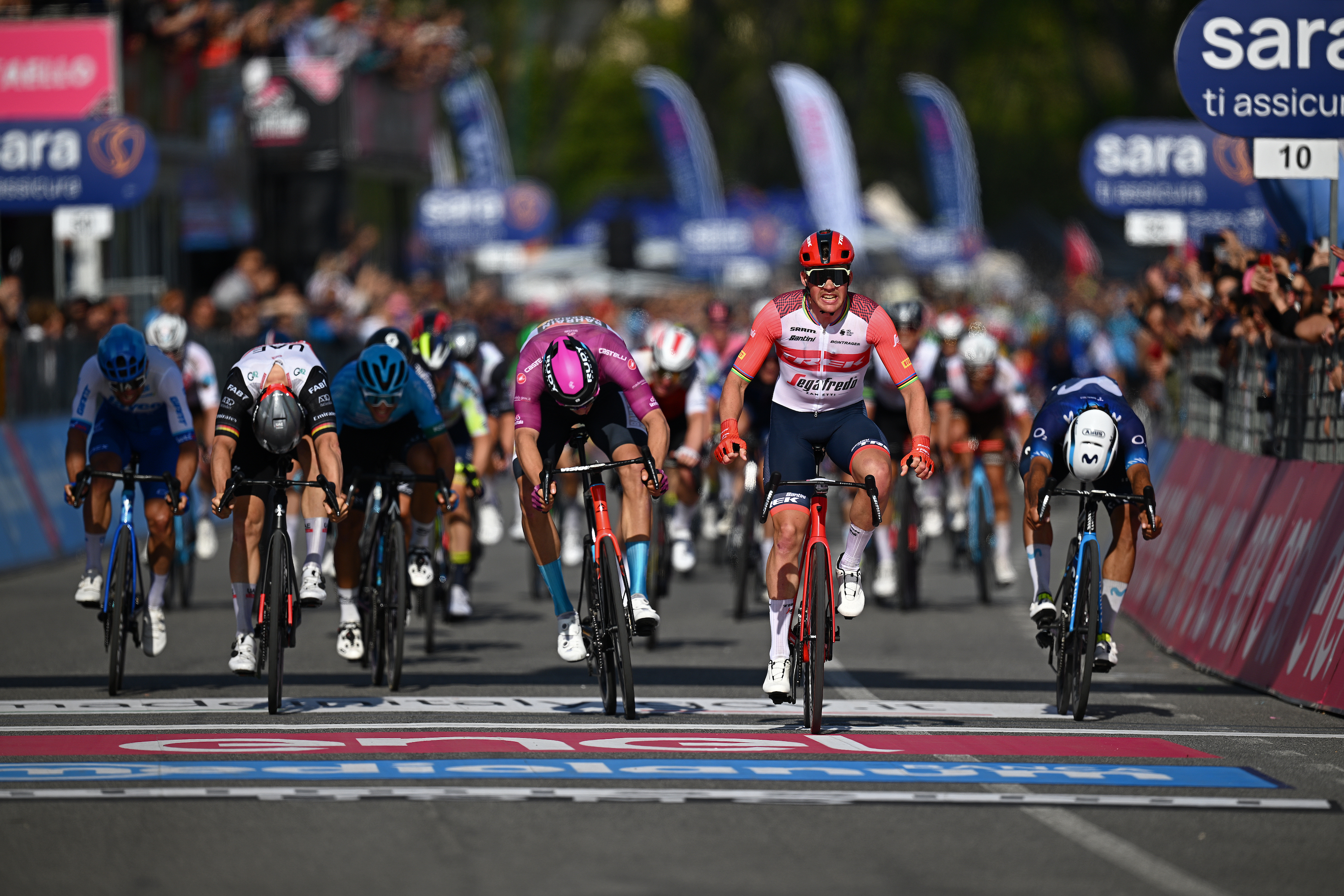 Mads Pedersen powers to Giro dItalia stage six win, heartbreak for the break Cycling Weekly