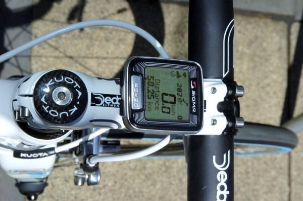 Sigma provides the computers used by Ag2R La Mondiale.