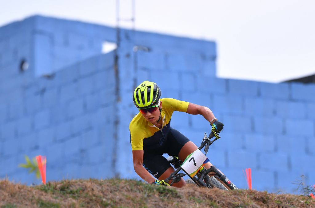 Jenny Rissveds (Sweden) cornering