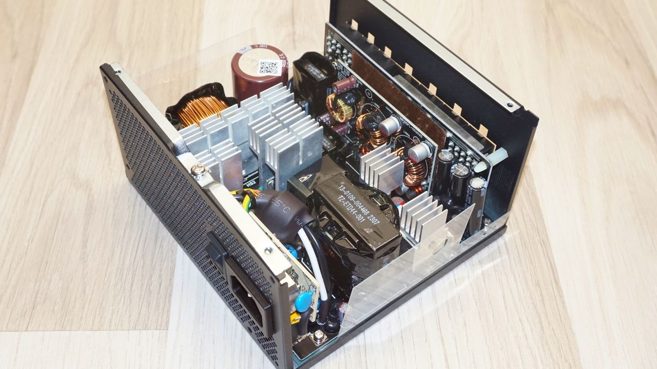Cougar GEX X2 1000W ATX 3.0