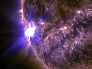 Mid-Level Solar Flare on March 7, 2015
