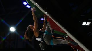 Molly Thompson-Smith competing in Moscow