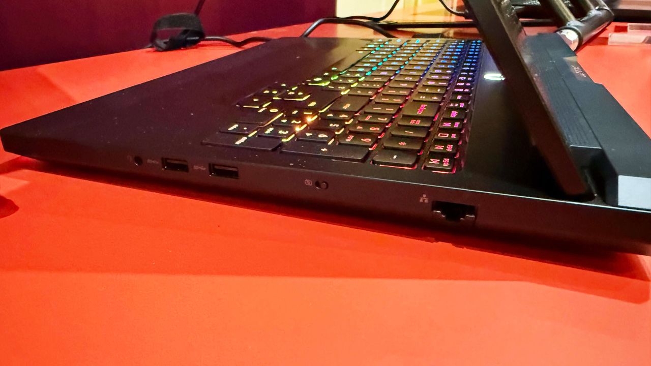 Lenovo Legion Pro 7i Gen 10