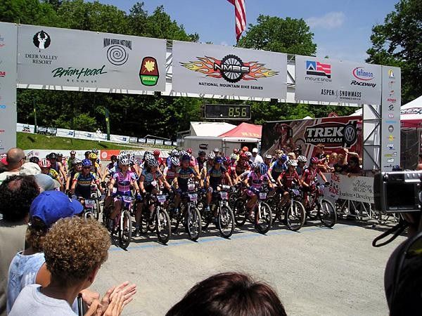 The women&rsquo;s field starts