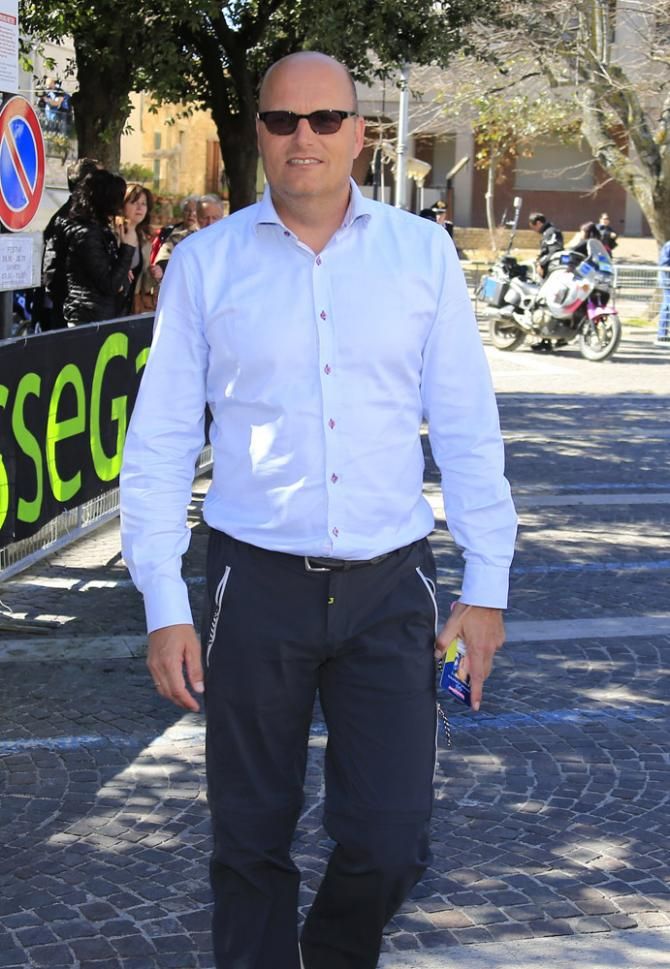 Bjarne Riis at the start of stage 6 for Tirreno-Adriatico