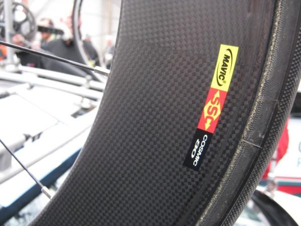 The Mavic SSC rim is deep and has a very thin profile
