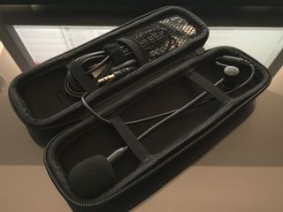 Good case to protect your Modmic.