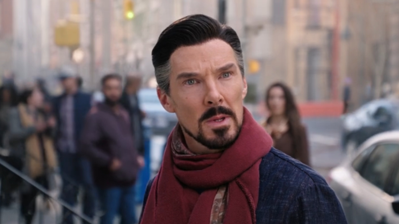 Doctor Strange looking at Clea in Doctor Strange in the Multiverse of Madness