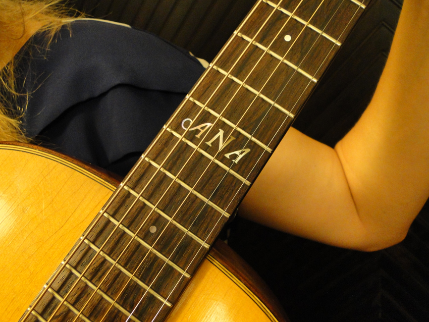 In case of theft, the guitar should be easy to identify