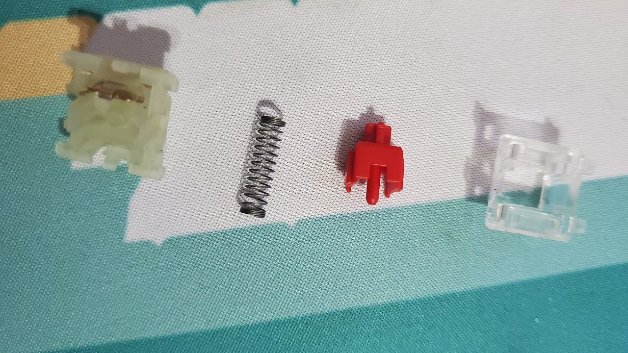 Lube Switches on Your Mechanical Keyboard