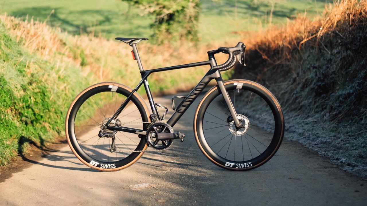 Close up of the Canyon Ultimate CF SLX 8