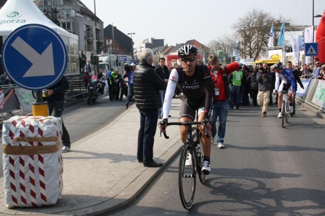 Fabian Cancellara makes a late dash to the startline