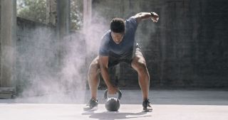 Kettlebell clean starting position