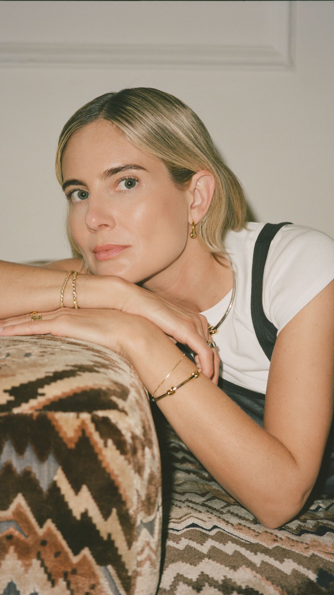 a model wearing missoma jewellery