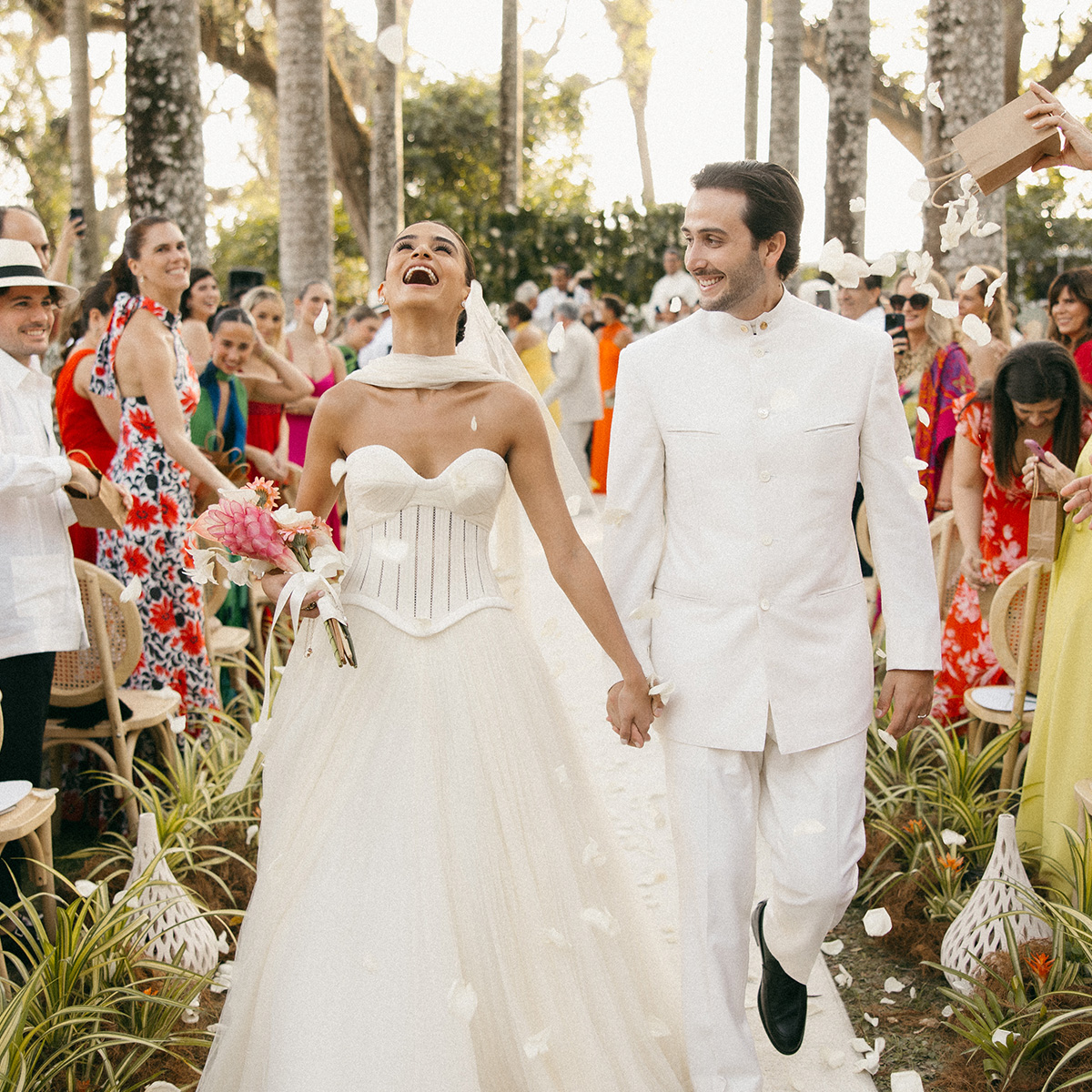 Venezuelan Traditions and a Family Ranch Were the Backdrop for This Beautiful Wedding