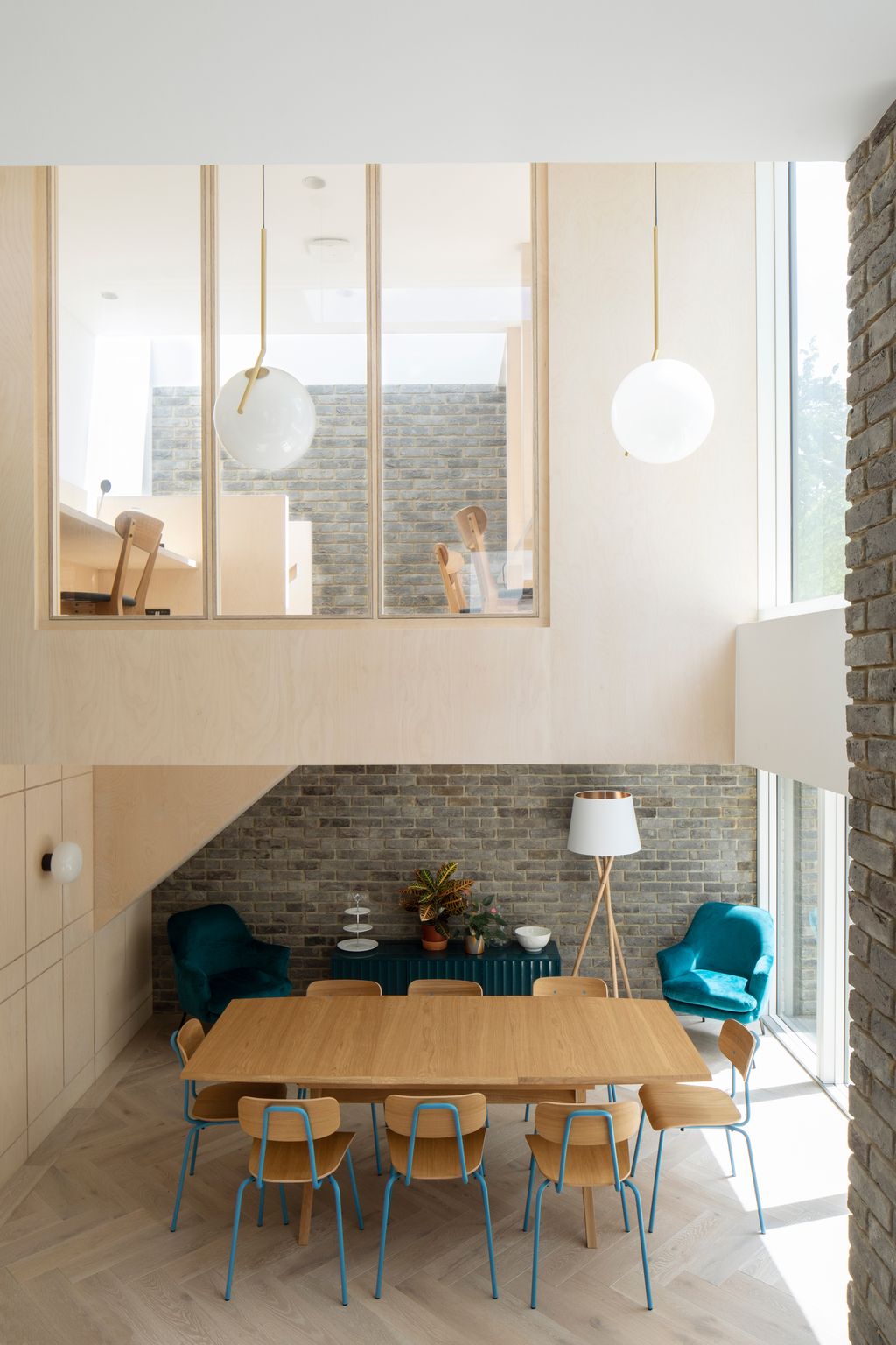 12 Clever Homes With Interior Windows Between Rooms | Livingetc