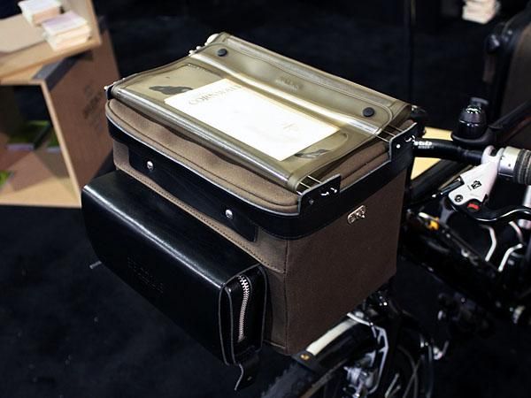 Brooks' new Cornwall handlebar bag is easily installed or removed via the included aluminum clamps.