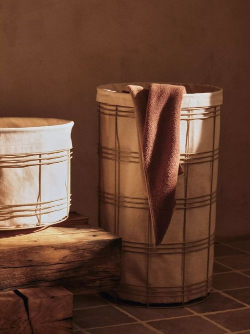 Fio Laundry Basket