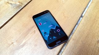 Hidden apps and 8-bit themes: how to use Freestyle layout on the HTC 10