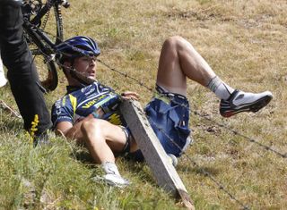 Johnny Hoogerland crash, Tour de France 2011, stage nine