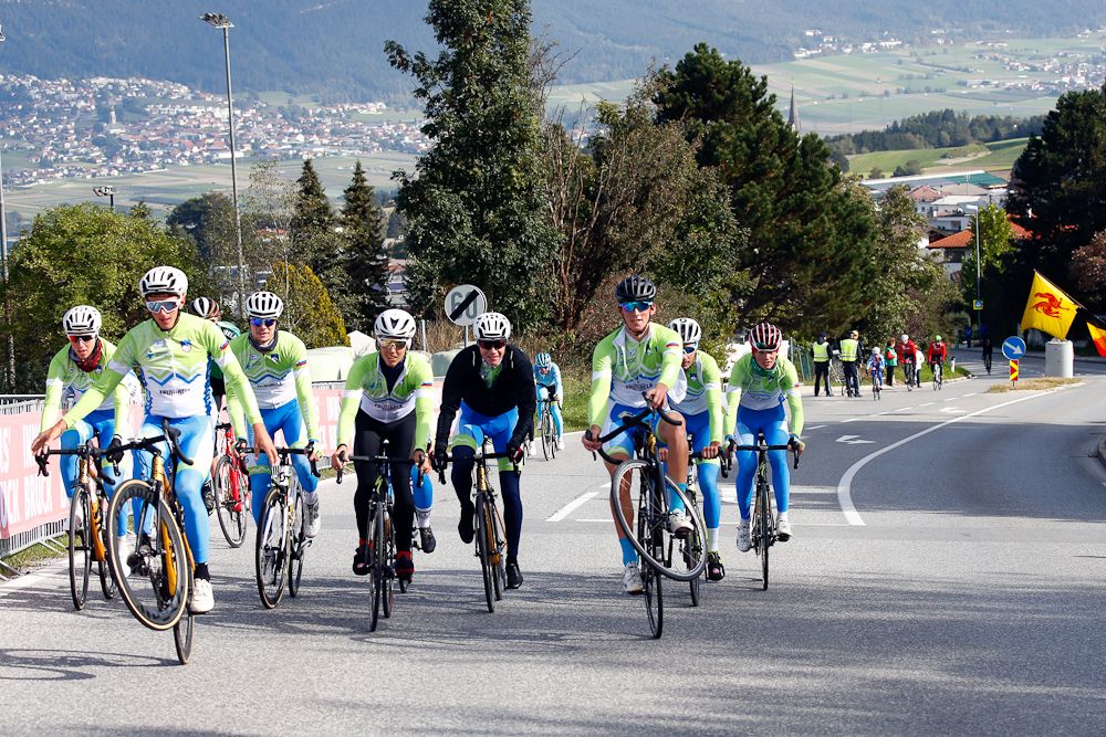 Slovenian riders show off some tricks on their training ride