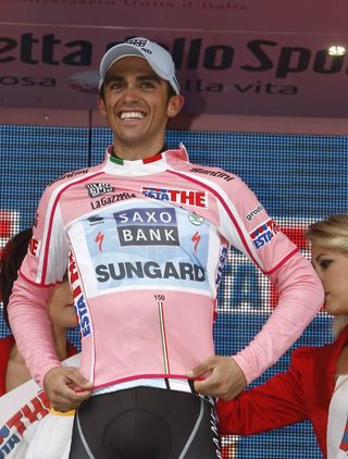 Alberto Contador (Saxo Bank-SunGard) will wear the pink jersey in Milan.