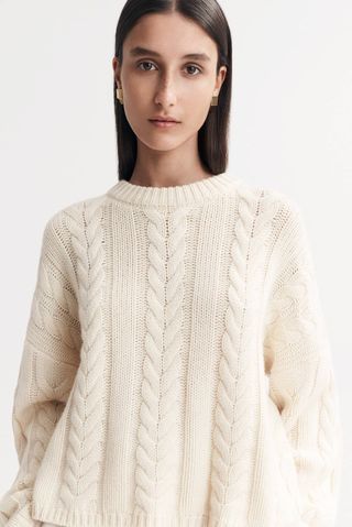 Chunky Cable Knit