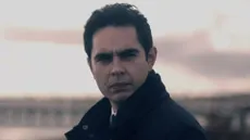 Max Minghella as Nick in The Handmaid's Tale