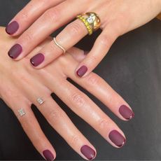 @iramshelton burgundy nail design