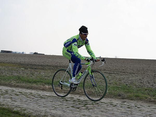 Liquigas' Manuel Quinziato gets a last taste of what's to come.