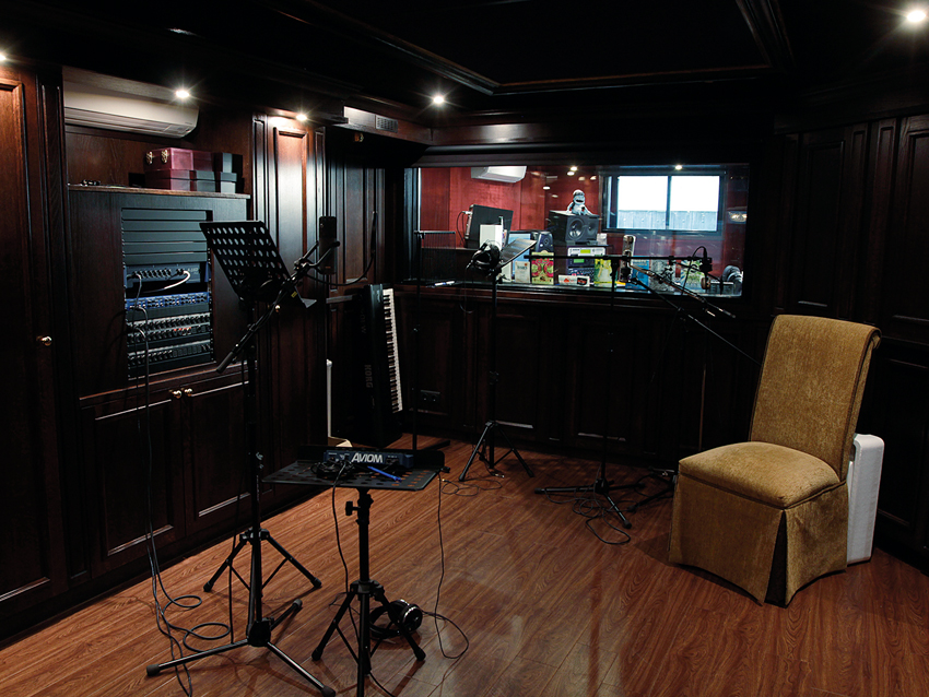 Live room